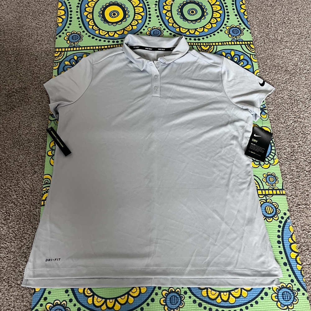 Women’s Nike Golf Shirt